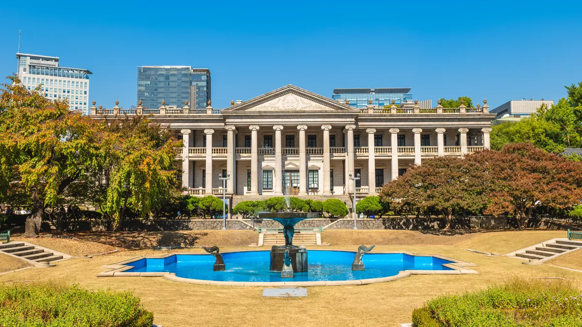 Seokjojeon hall and its fountain garden at Deoksugung Palace in Seoul